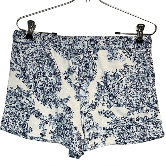 Jaclyn Intimates Blue and White Paisley Floral Kimono and Shorts Pajama Set - Picture 5 of 7